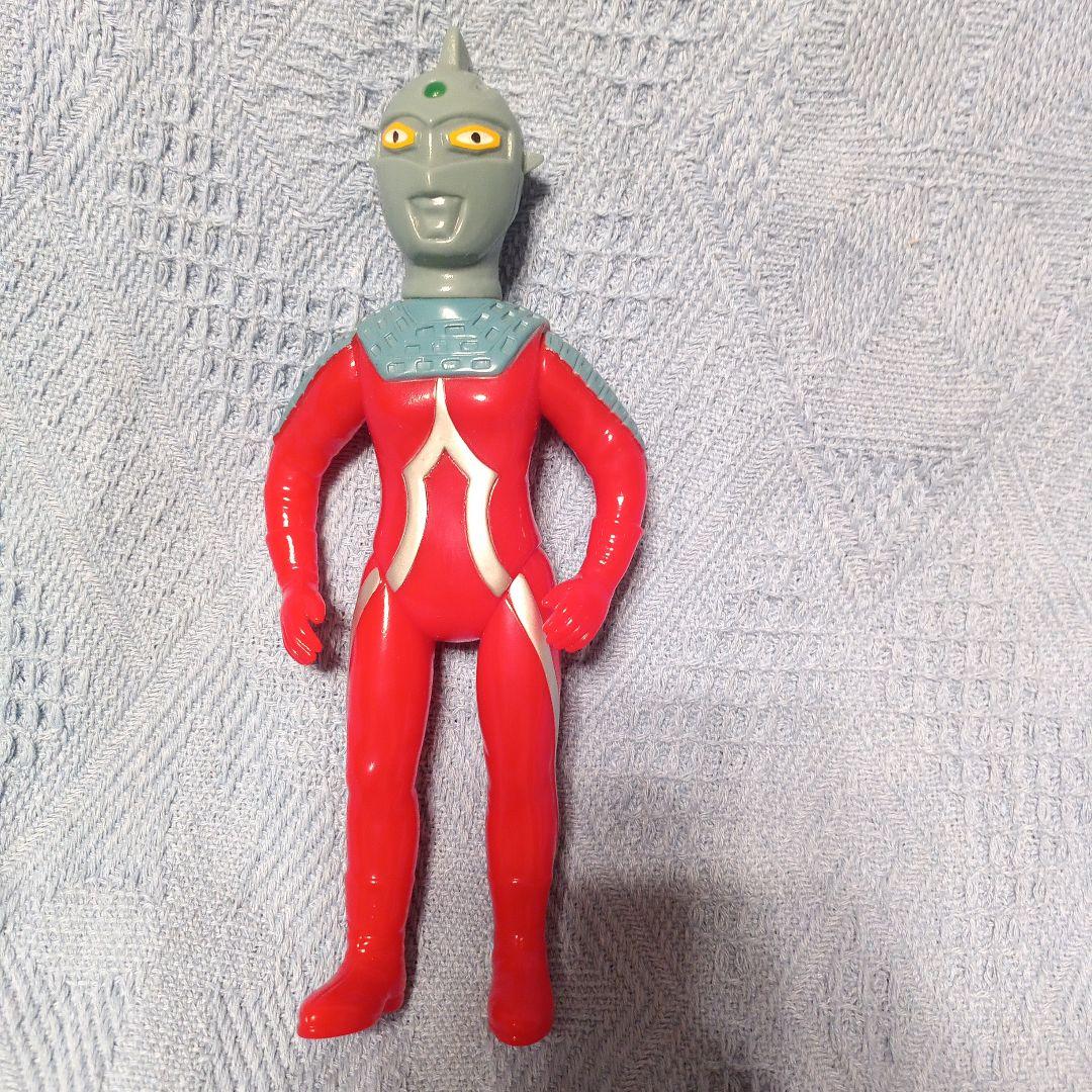 の*を様 ★ウルトラセブン★ブルマァク再販★ソフビ人形★体長23cm