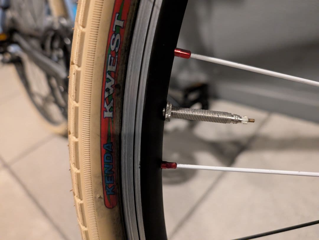 LOUIS GARNEAU クロスバイク サイズ42 完成車配送