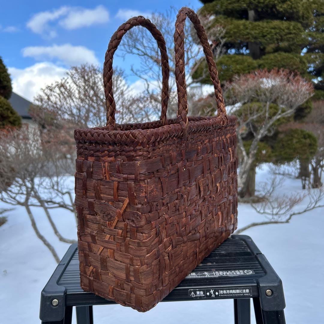 山葡萄カゴバッグ