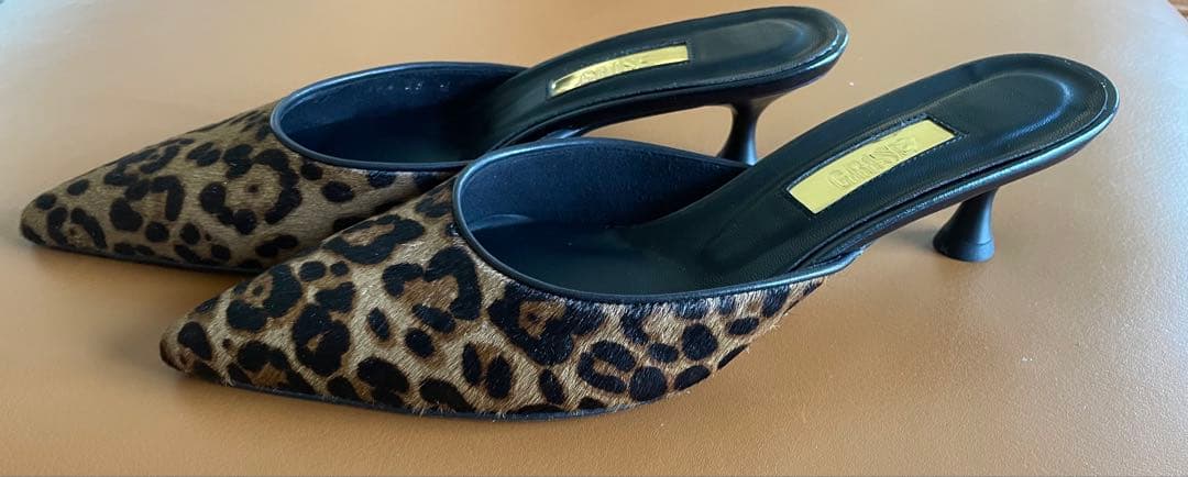 GRISE⭐︎4.5cmレザーポインテッドミュール【未使用品】