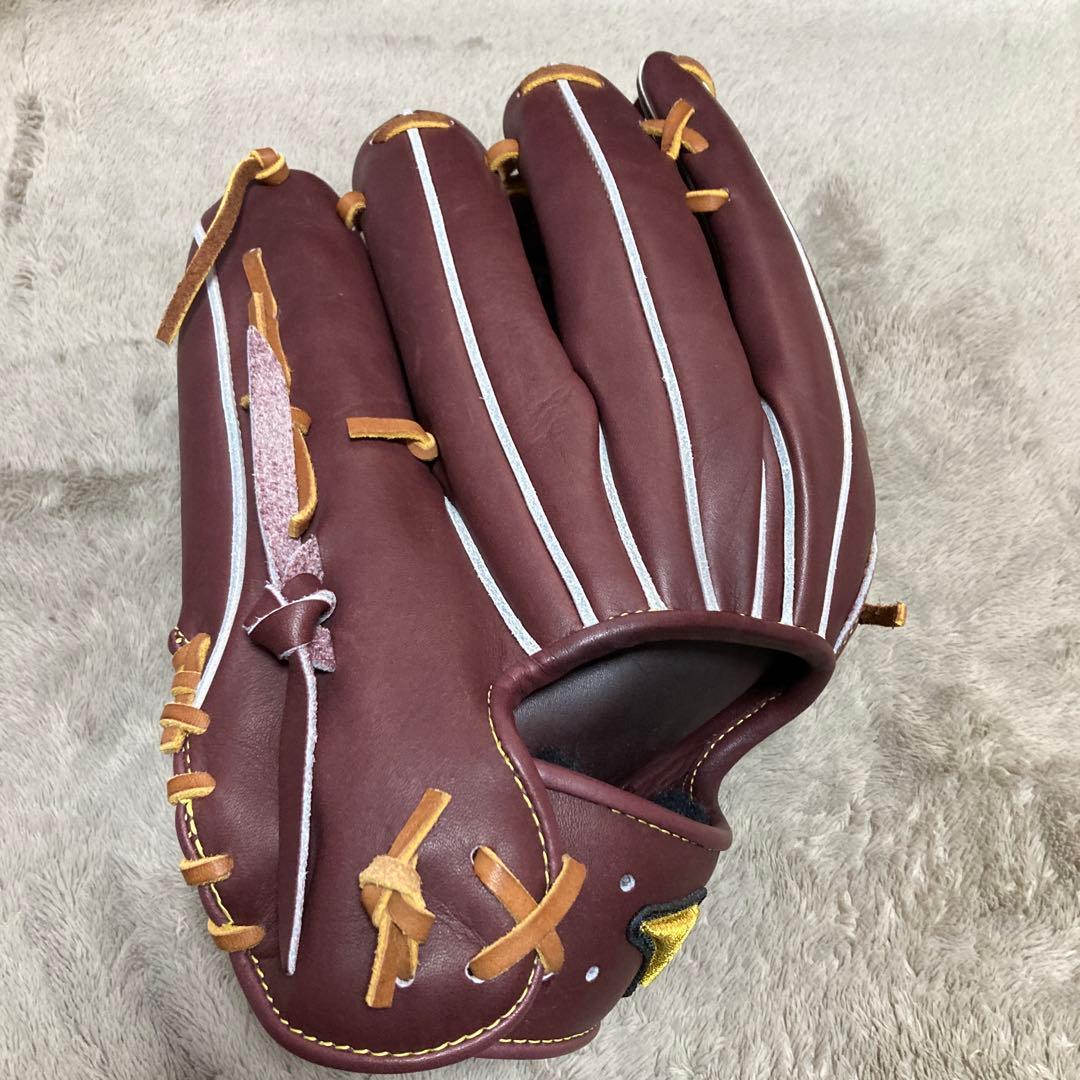 硬式野球　外野手用グローブ　右投用