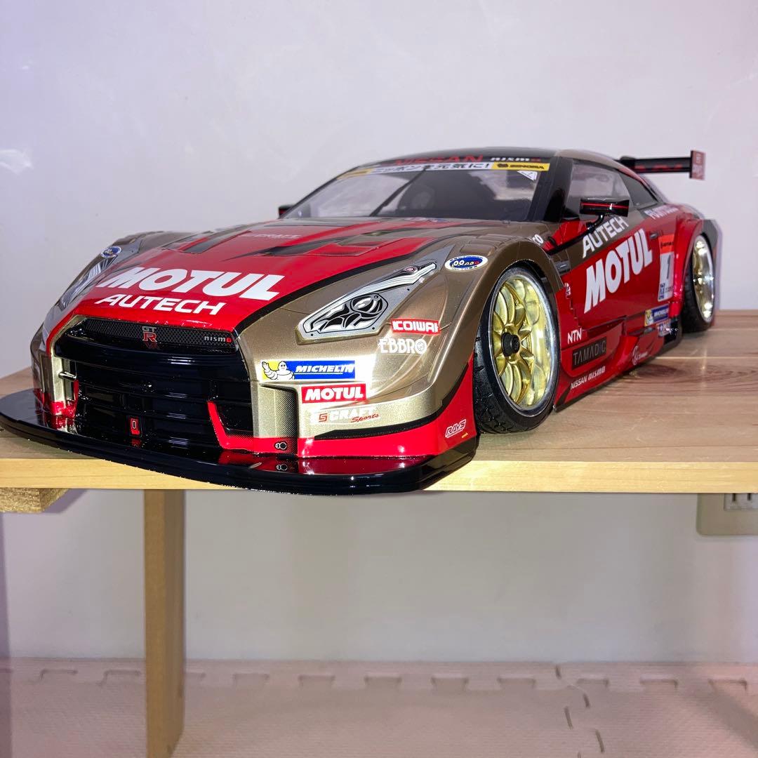 タミヤ　MOTUL AUTECH GT-R ボディ