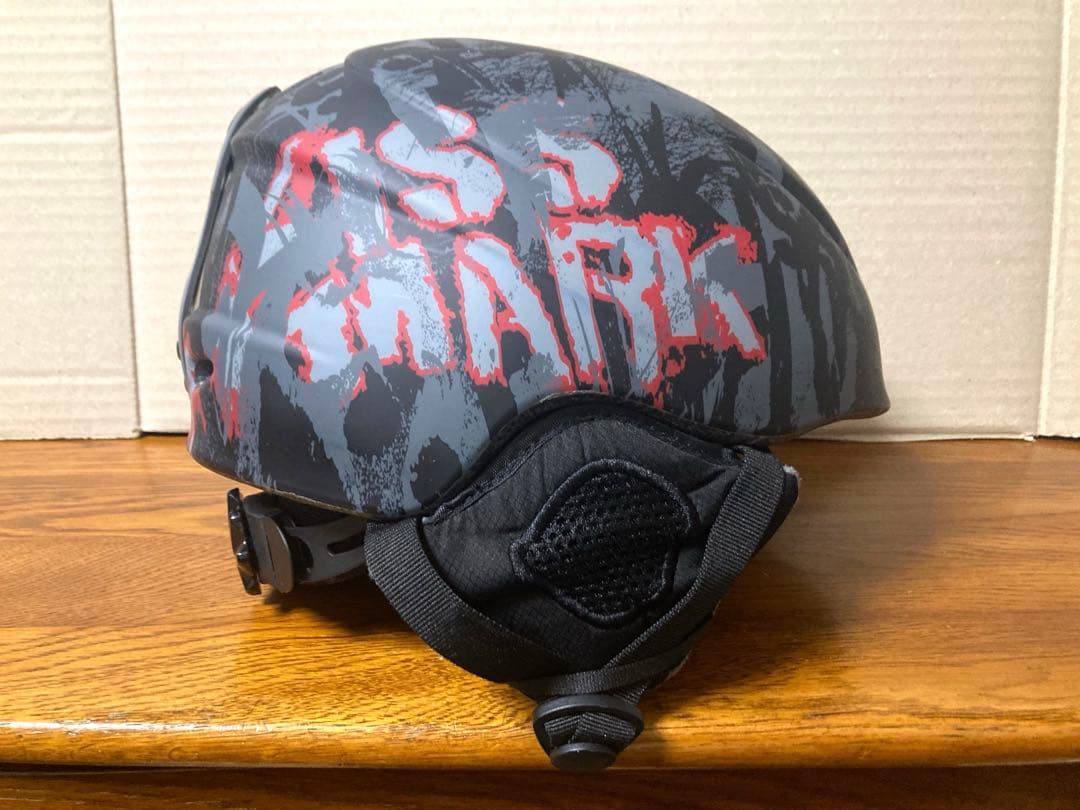 美品 kissmark キスマーク スキー スノボー ヘルメット M 頭部保護