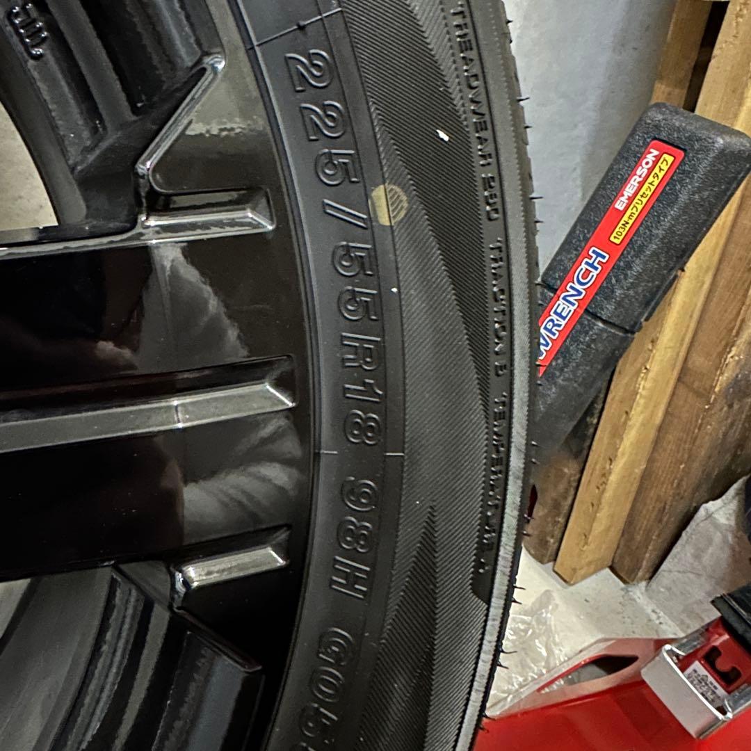 デリカD5シャモニー　純正ホイールセット