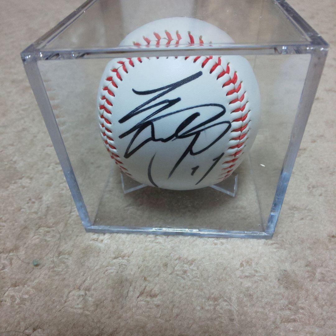 大谷翔平の日本ハム時代の直筆サインボール