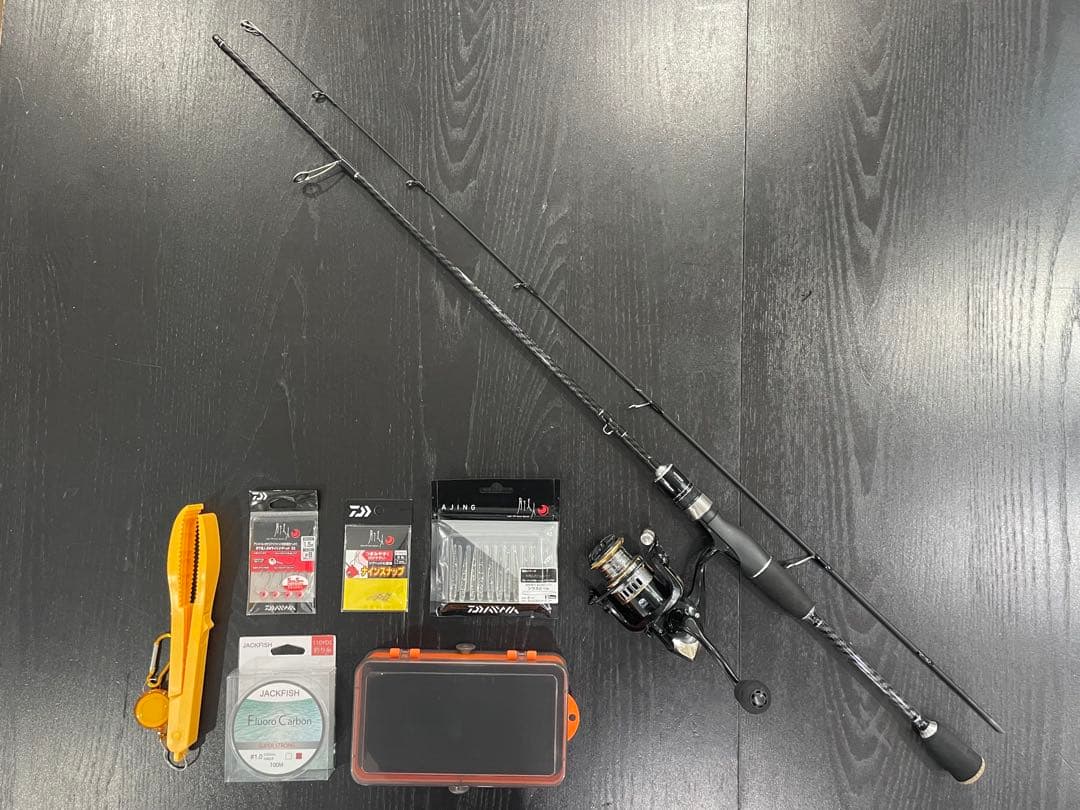 アジング釣りセット2ピースロッド（180㌢）&リール・ダイワ月下美人ワーム8点付