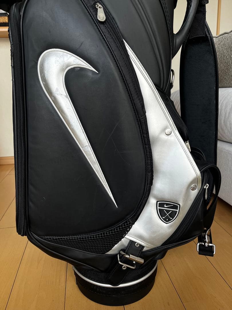 完売品希少旧ロゴ　良品　ナイキ　ゴルフ　黒　ド迫力大型キャディバッグ　NIKE