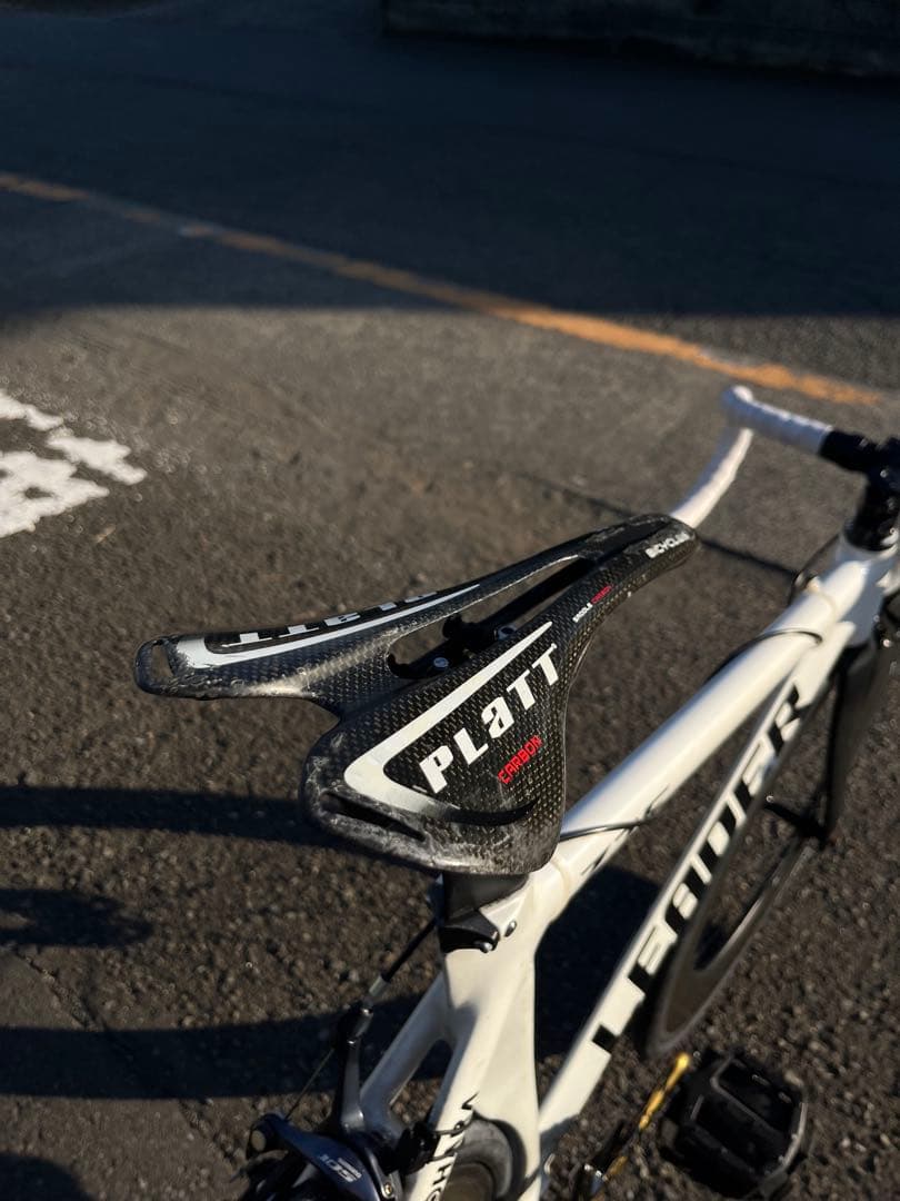 LEADER 735 Mサイズ 【神奈川県のみ直接引渡し】