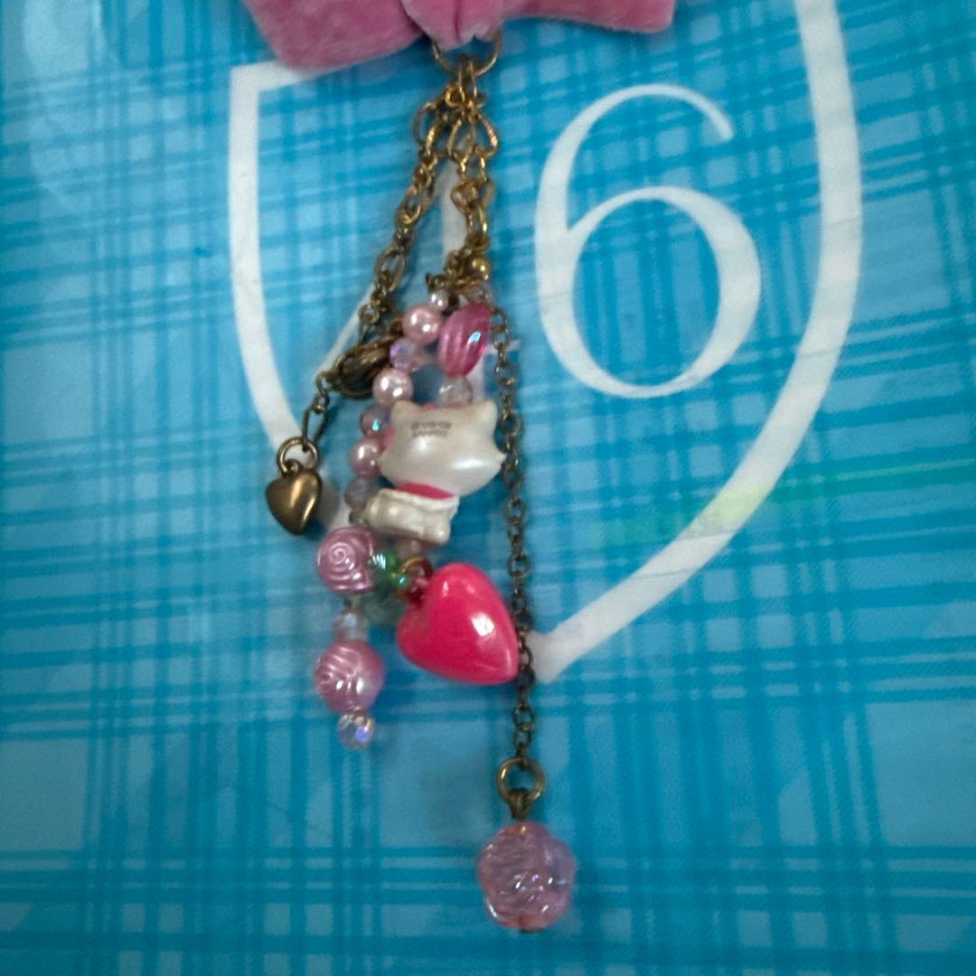 チャーミーキティ 薔薇ファーリボン バッグチャーム 雪の女王シリーズ2006年製
