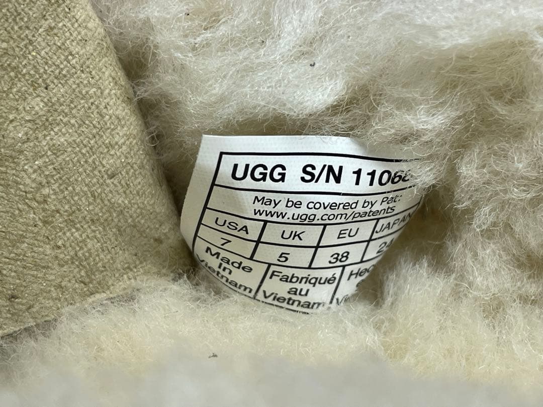 UGG 1106878 アンスレー