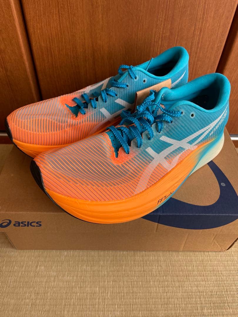 新品未使用　ASICS メタスピードスカイプラス　27cm