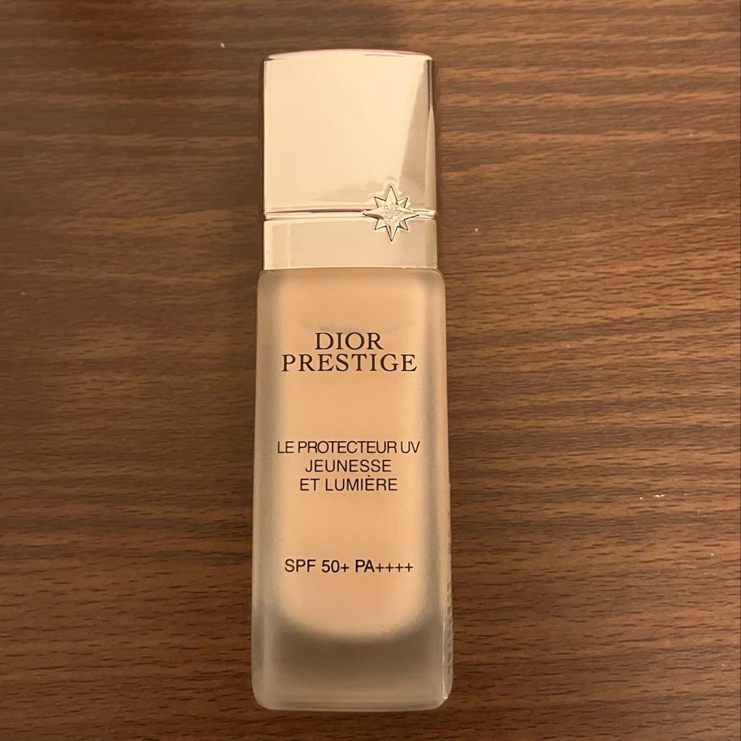 dior プレステージ ホワイト ル プロテクター UV ルミエール