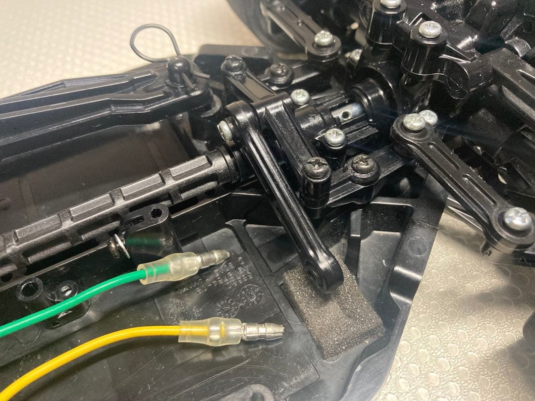 タミヤ　TT-02シャーシ　NISSAN GT-Rボディ付き