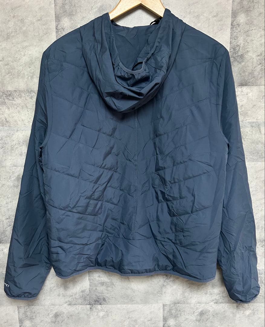 新品　NIKE ナイキ エアロレイヤー ランニングジャケット 中綿　M