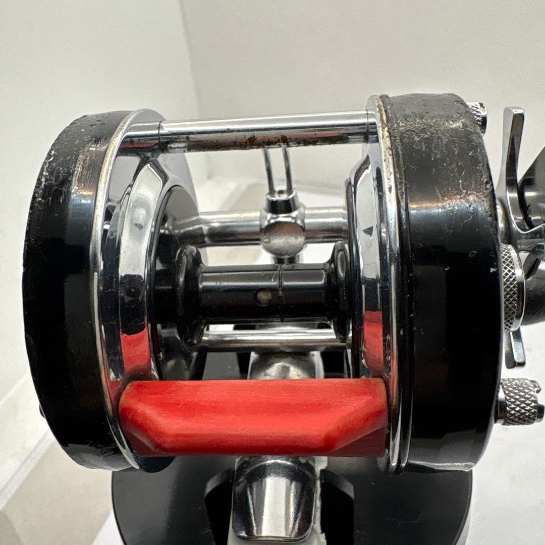 ニ*ク様 ABU Ambassadeur 5600C ベイトリール