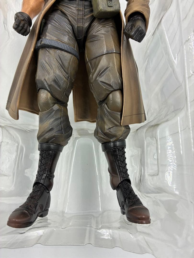 L GEAR SOLID PLAY ARTS改 リキッド・スネーク