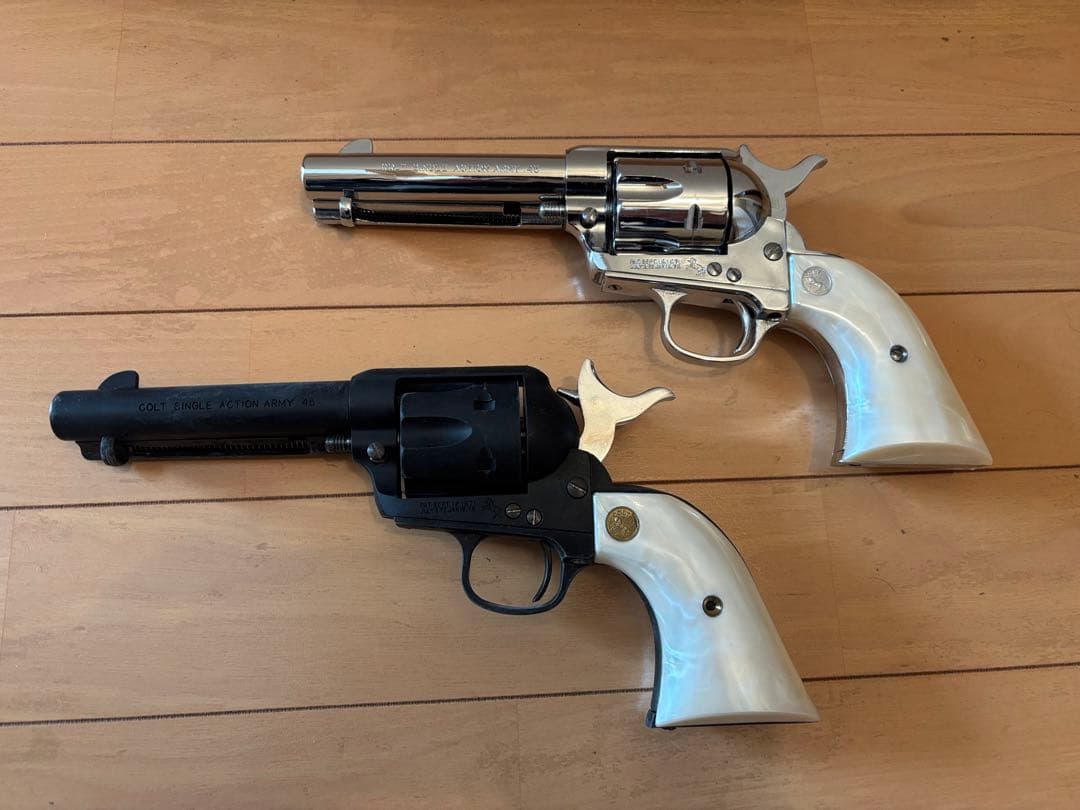 ハートフォード製SAAモデルガン ヘビーウェイト シルバー セット