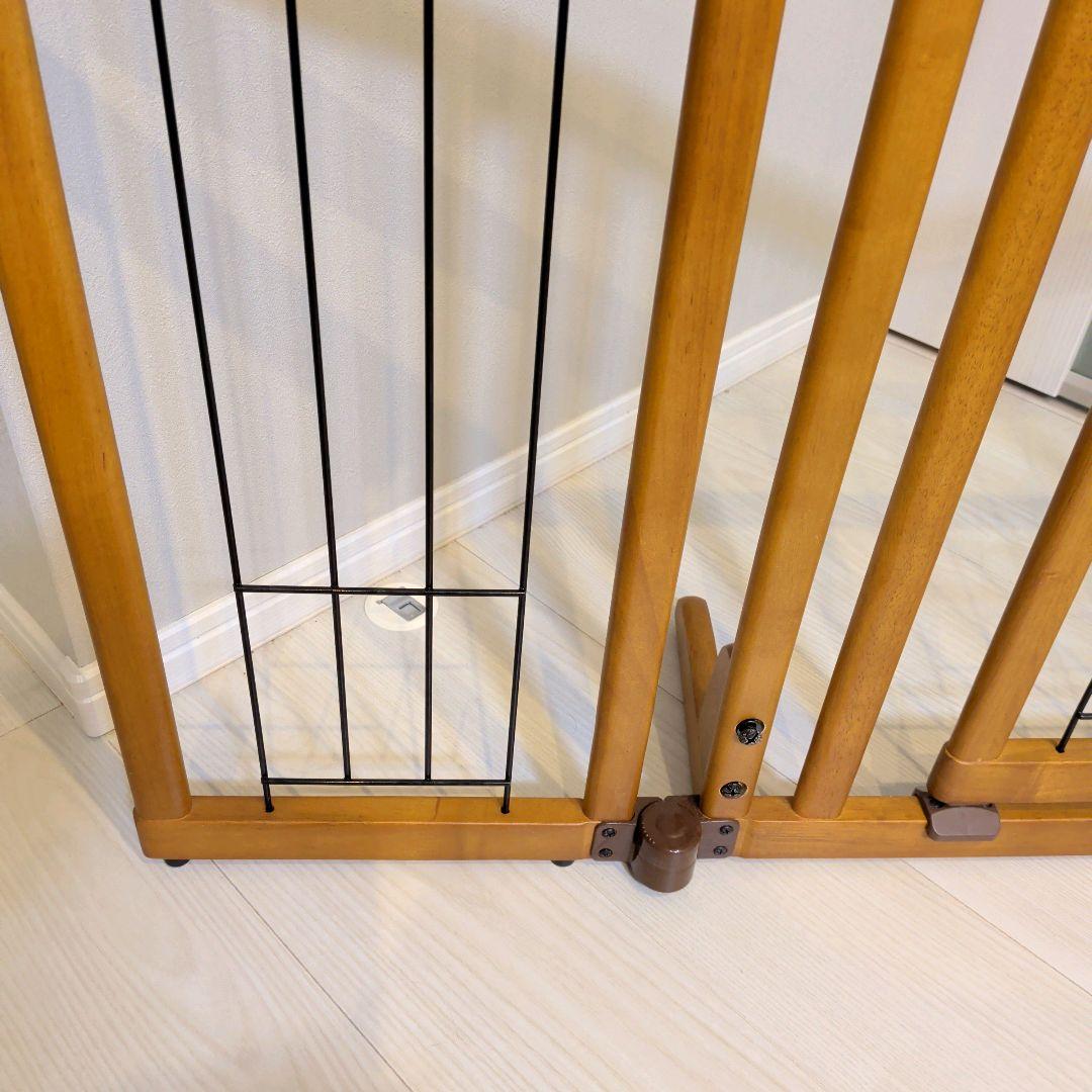 Richell　木製置くだけドア付き　ペットゲートS