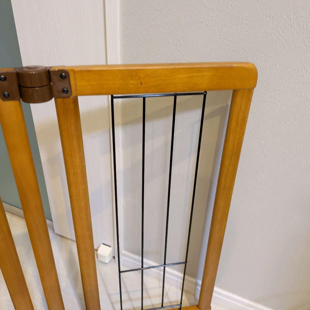 Richell　木製置くだけドア付き　ペットゲートS