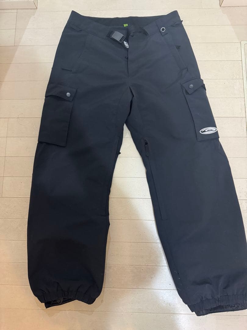 クイックシルバー　スノーボードパンツ　HIGH ALTITUDE カーゴ