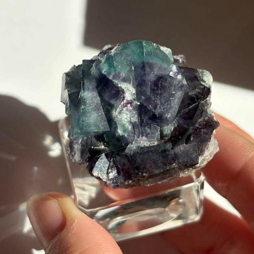 イリノイ産　ケイヴ・イン・ロック　バイカラー　フローライト　鉱物標本　原石