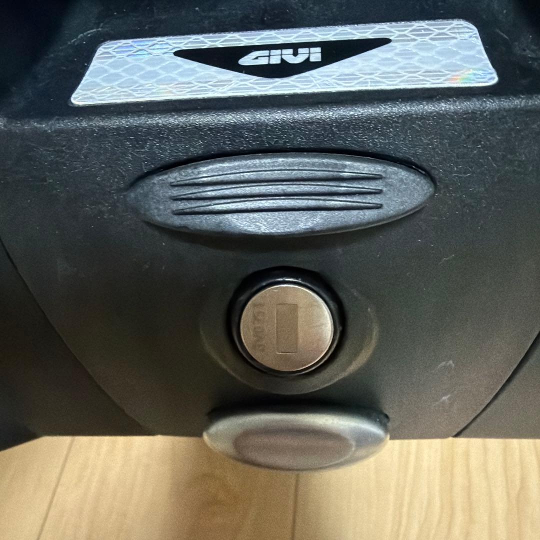 GIVI(ジビ)バイク用リアボックス
