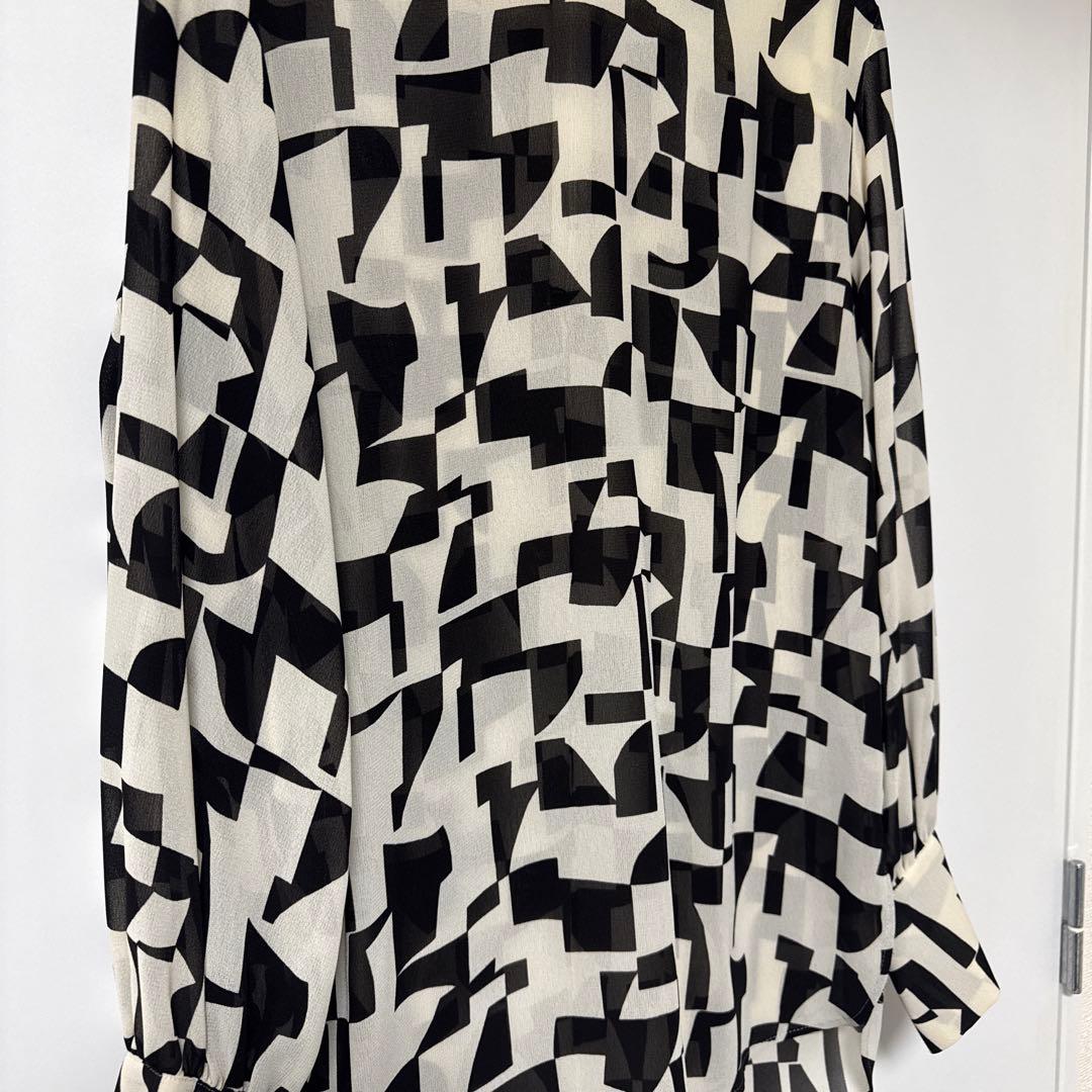 ベイジ ブラウス LUCIE ブラウン 4 オンワード icb