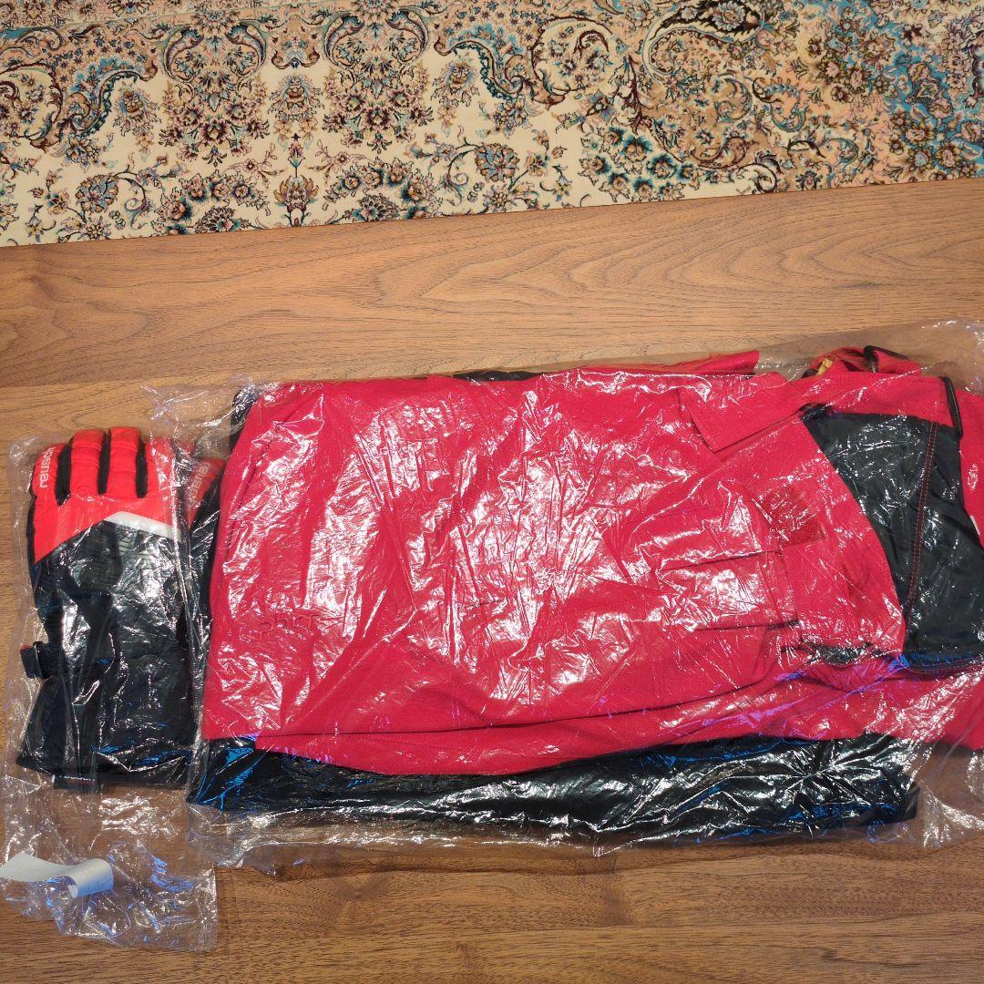 スキーウェア上下　手袋セット