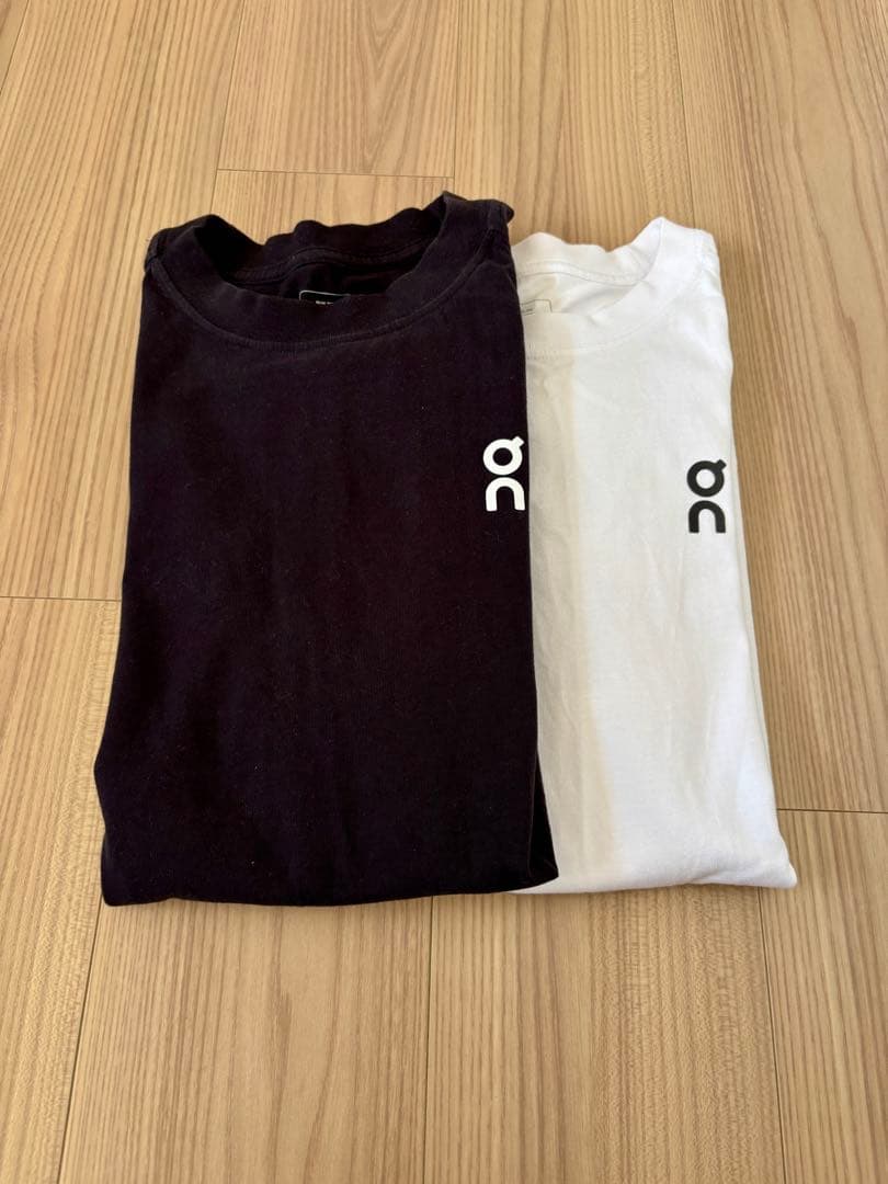 on Club T 白黒セット販売 Sサイズ