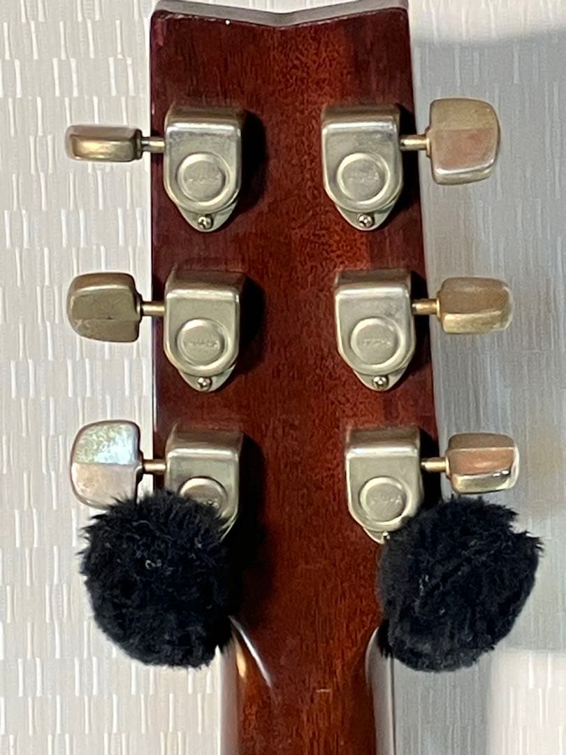 ビンテージなYAMAHAフォークギター！ソフトケース付きます。