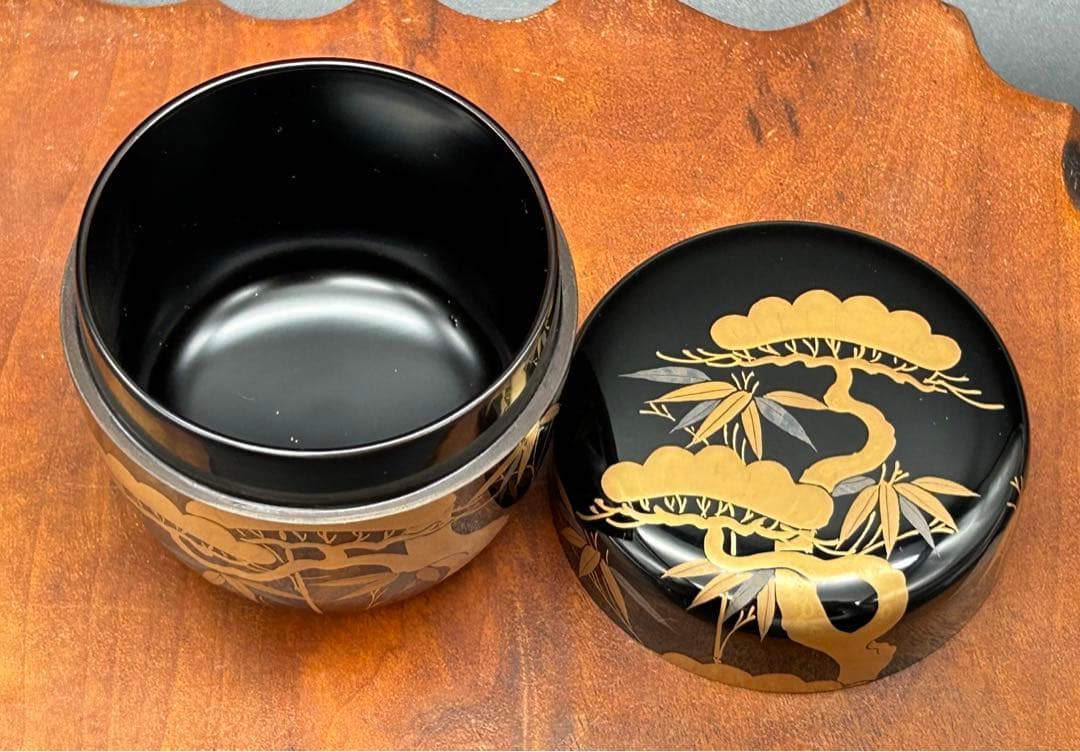 木製　黒塗　平棗　老松蒔絵　金蒔絵　未使用品