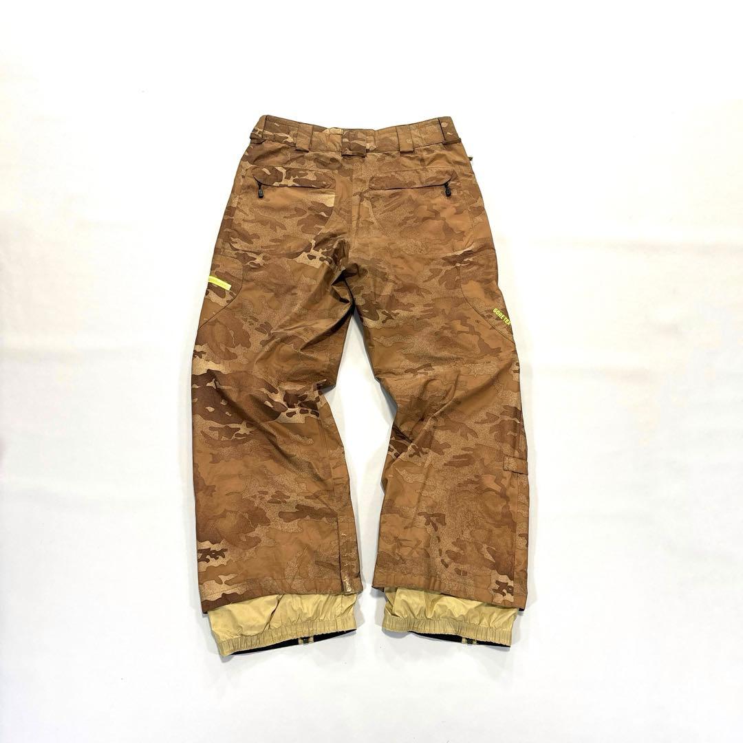 バートンAK スノボパンツ　M カモフラ　AK 2L STAGGER PANT