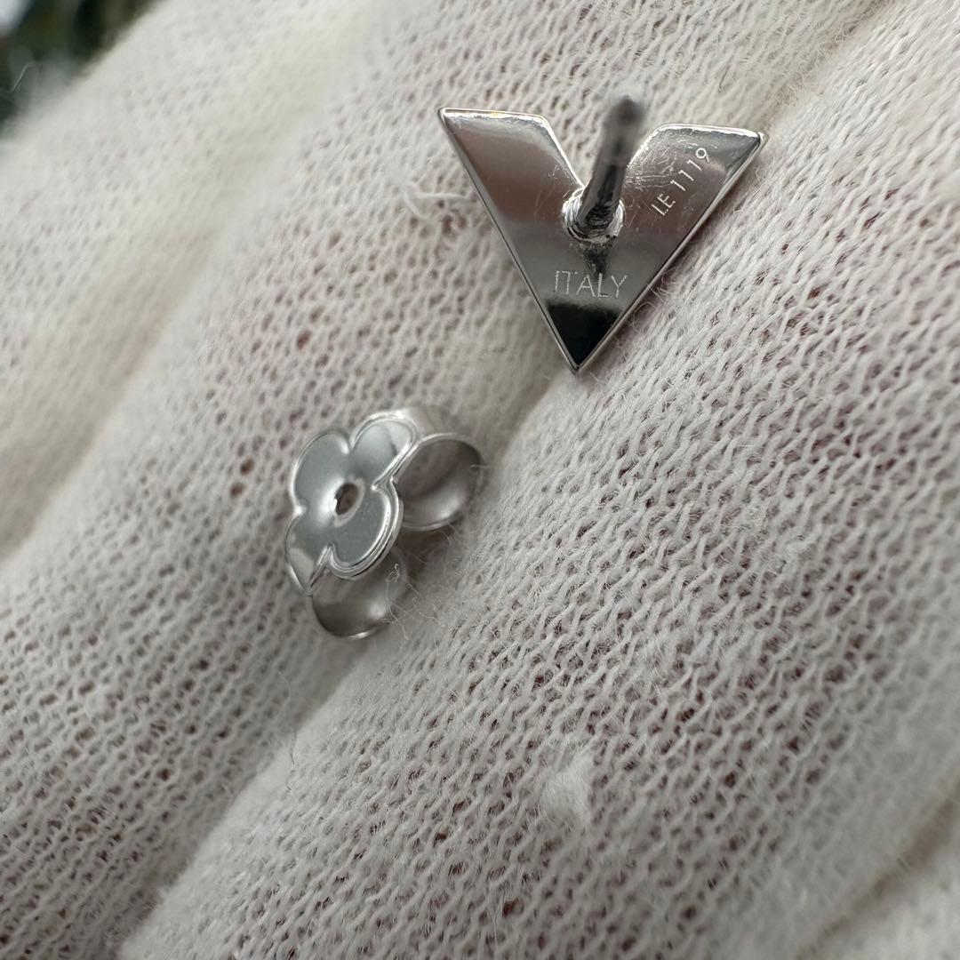 ルイヴィトン　エセンシャル V　ピアス　シルバー　片耳