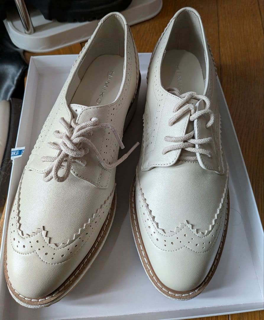 卑弥呼 ホワイト 厚底レースアップシューズ