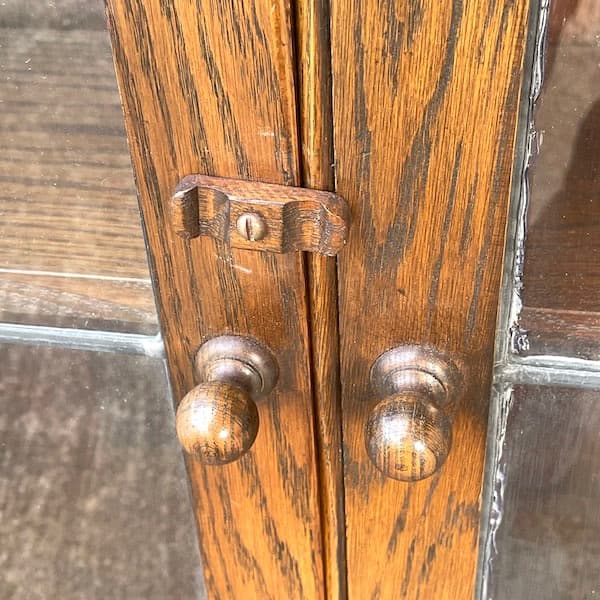 イギリスアンティーク　ガラスサイドボード　食器棚　無垢材　キャビネット　木良久