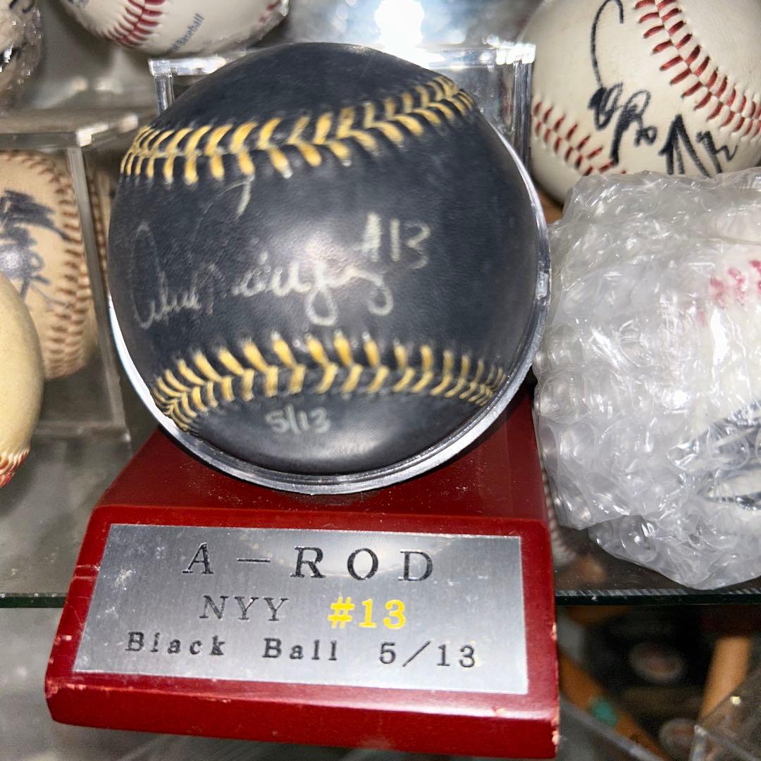 アレックスロドリゲス13個限定直筆サイン入り【ホログラムブラックボール【超レア】