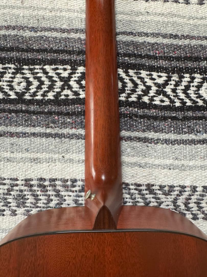 2007年Martin ooo-16GT USA製