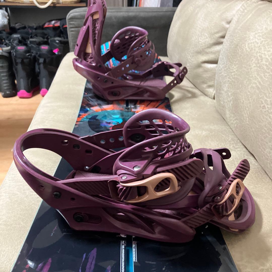 BURTON DEJAVU 141 × BURTON Escapade M