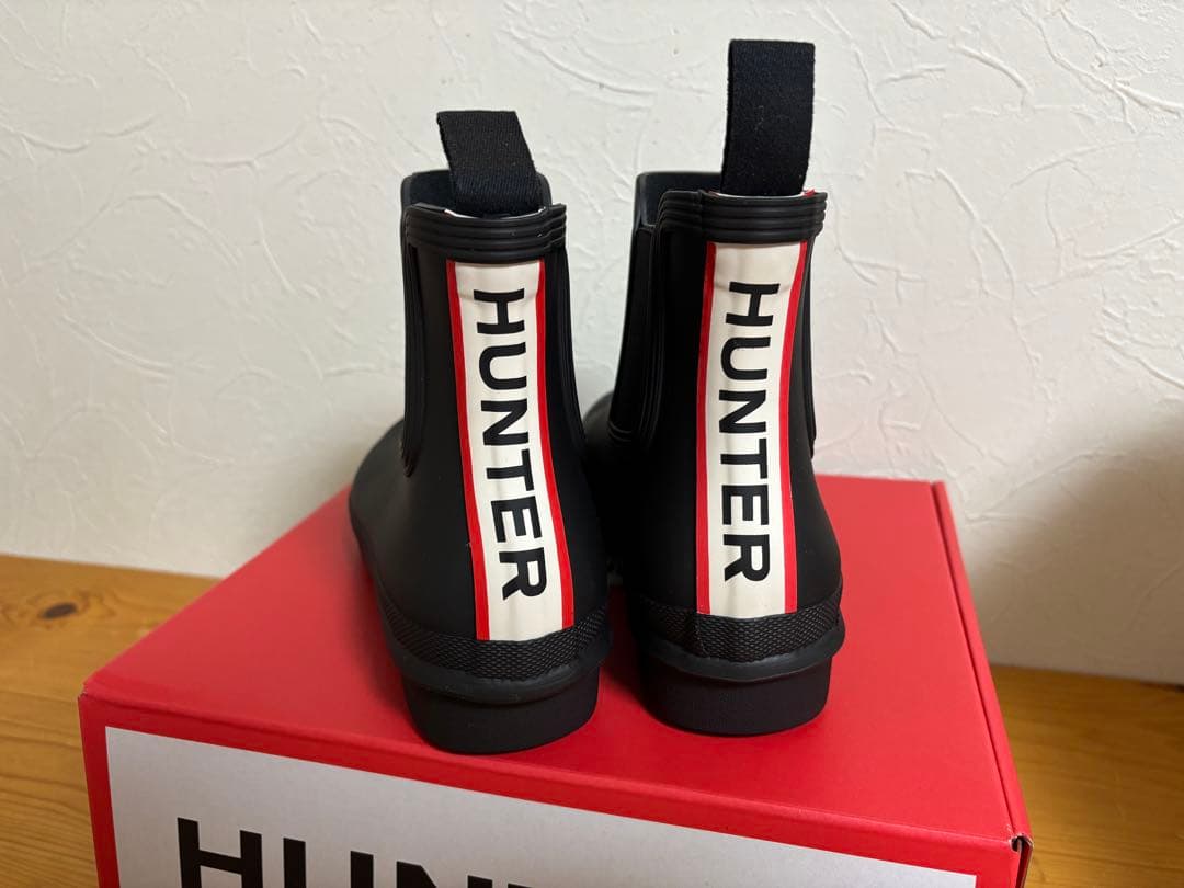 新品未使用⭐︎HUNTER ハンター ロゴ バックストラップブーツ　箱付き