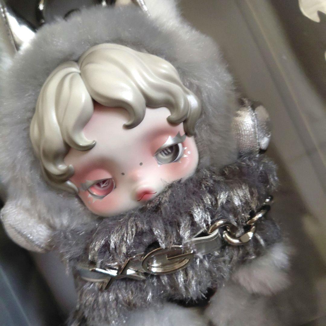 ポップマート　スカルパンダ　XGコラボ ぬいぐるみ