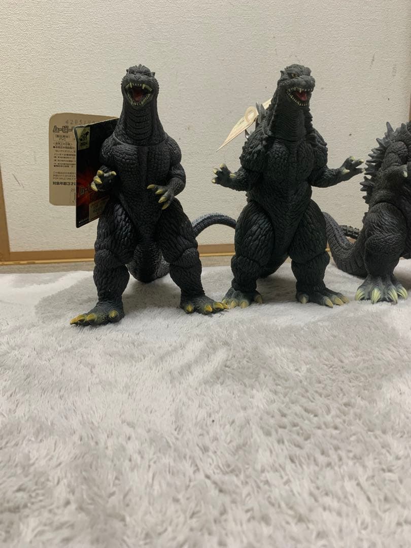ゴジラ　4体セット　バンダイ