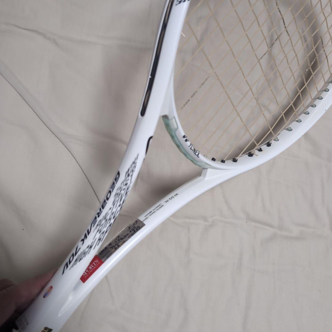 YONEX GEOBREAK70V 白 × 金 UL1