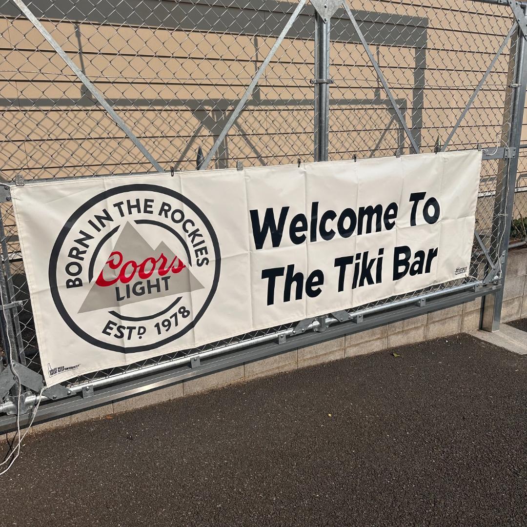 Coors LIGHT バナー ／アメリカンビール販促アイテム