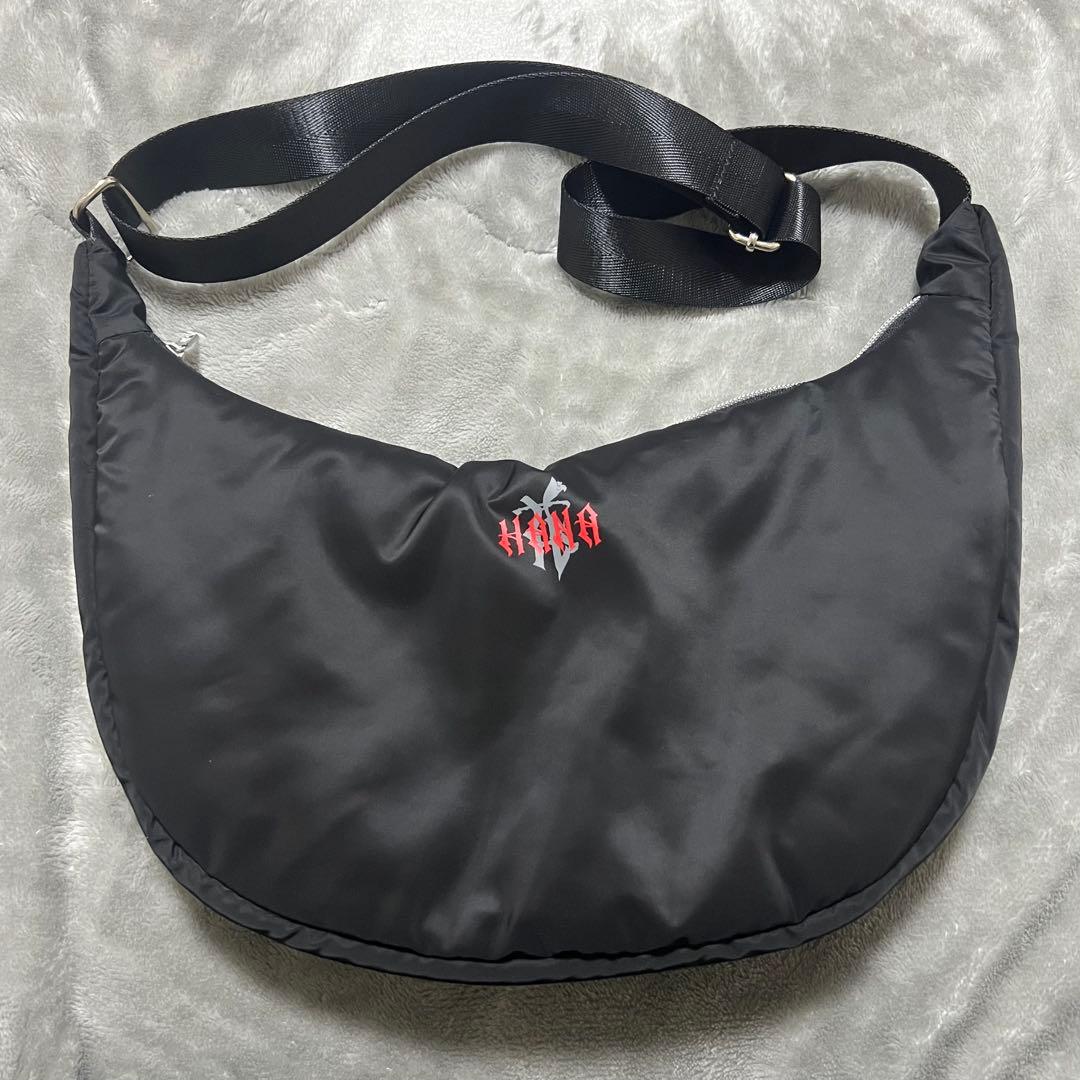 HANA デビューグッズ ロゴラウンドバッグ　グッズ