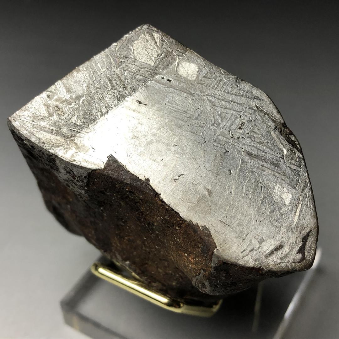 アルタイ隕石 鉄隕石　外皮付き隕石　エンドカット　原石　重さ約415ｇ