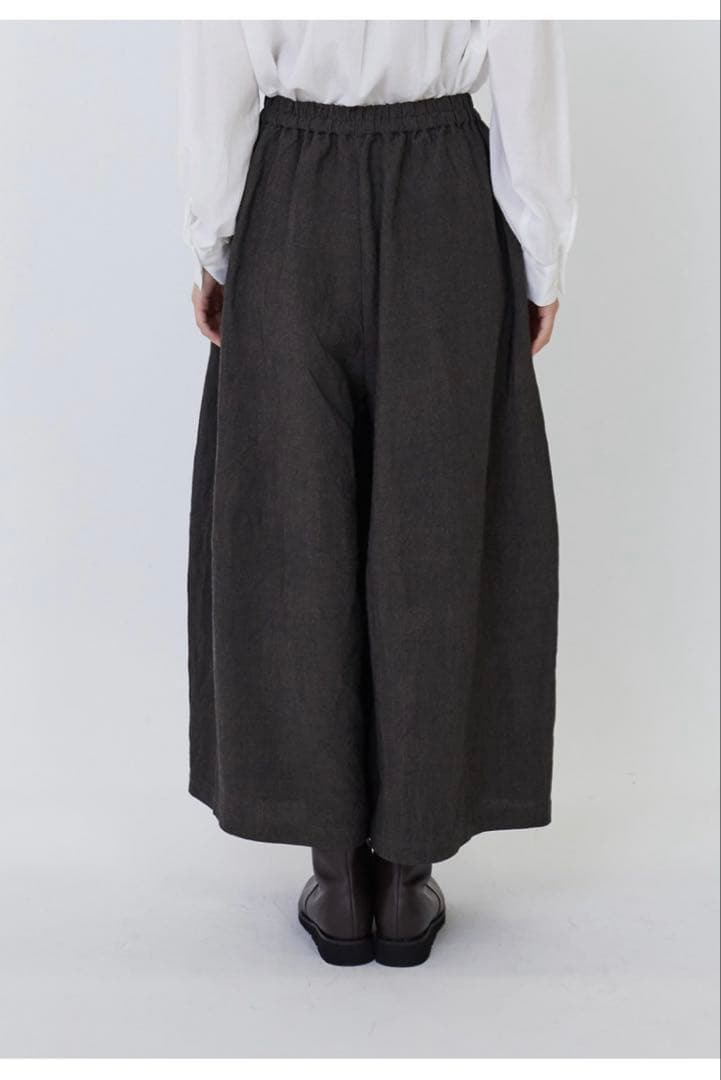 未使用定価3.3万円ロワズィールLOISIRバンブーリネンボトルシルエットパンツ