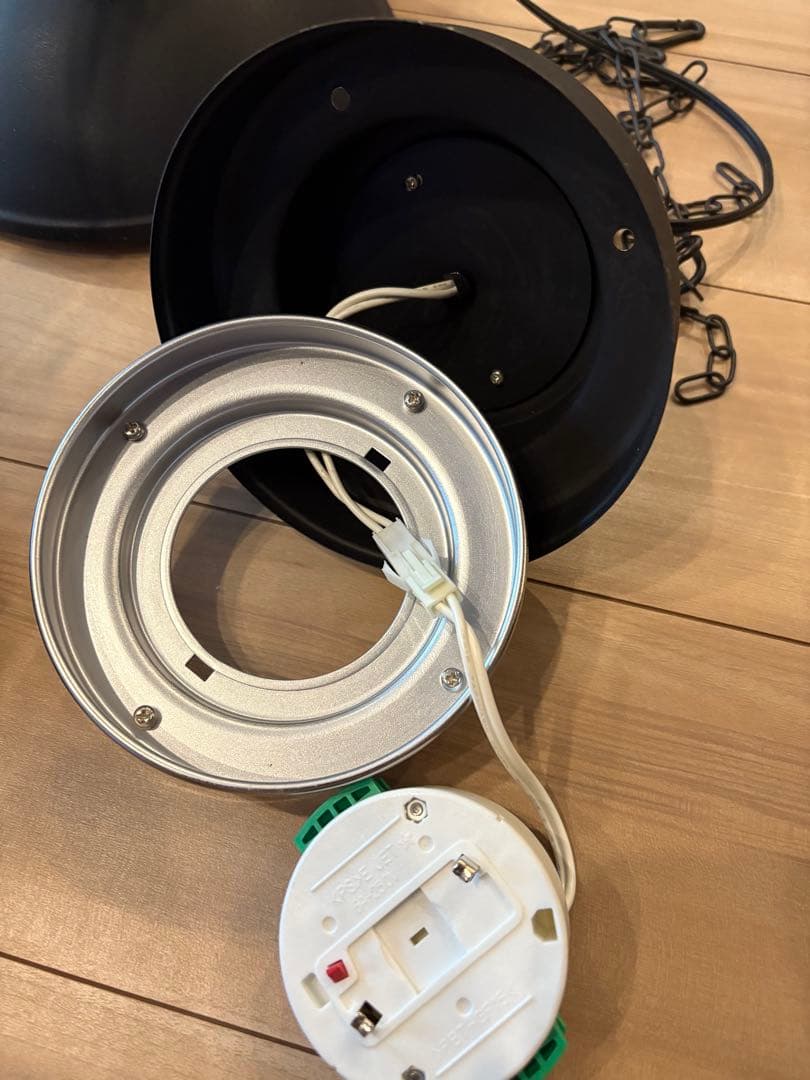 3灯シーリングライトINTERFORM Varasto LT-8255