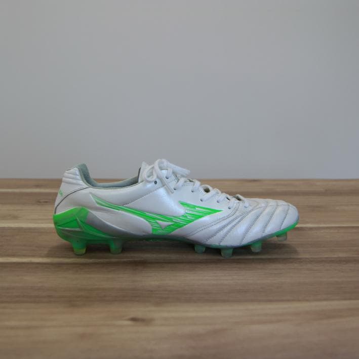 【数回使用】ミズノ　モナルシーダネオ３　エリート　28.0cm