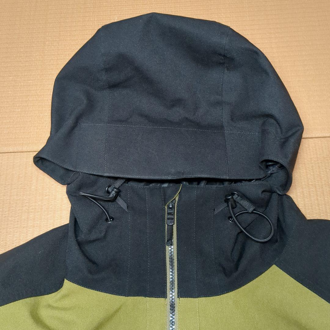 ARMADAウェア　スノーボードウェア BURTON 241 686