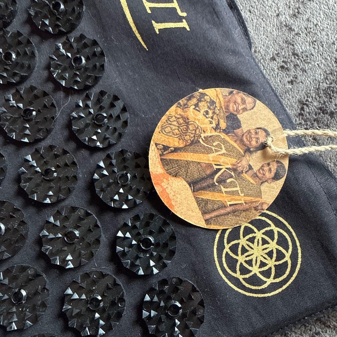 か*こ様 【未使用に近い】シャクティマット　ブラック　ピロー付き